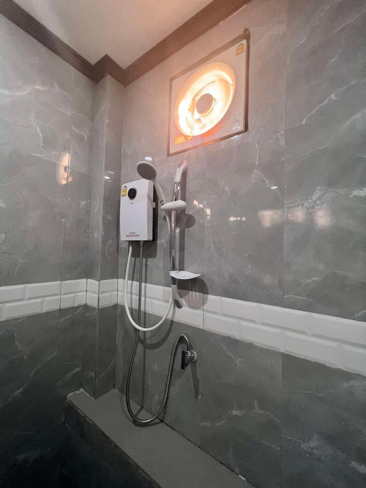 Lebijou Guesthouse - Konesavath Ban Dondét Екстериор снимка